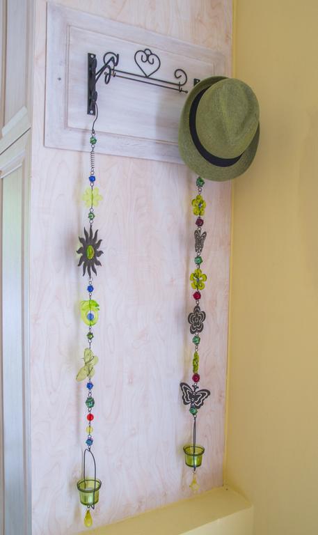 Yiannas Studio Gaios Room photo